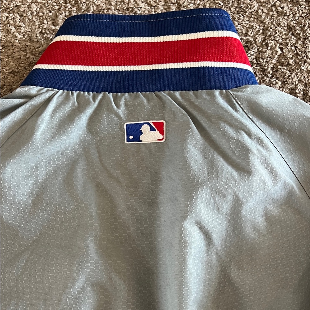 Majestic Chicago Cubs Gray Jacket - Picture 4 of 6